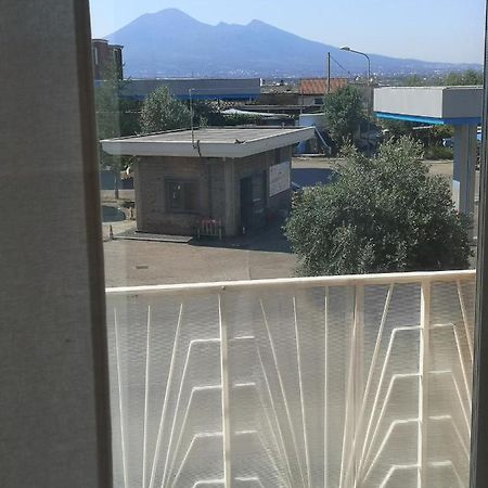 La Casa Di Paola Appartement SantʼAntonio Abate Buitenkant foto